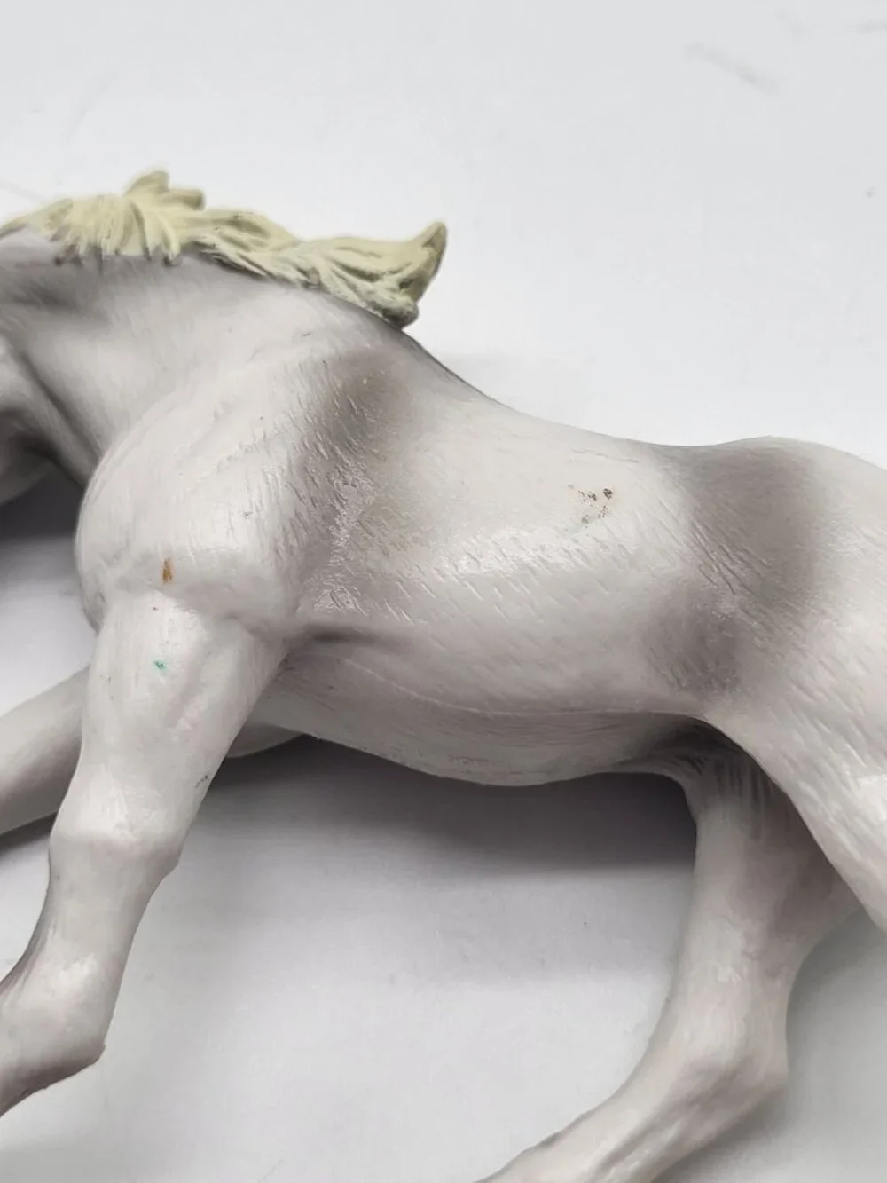 Blip Toys Galloping Mare White Horse Toy 2019 Animal Planet Figurine
